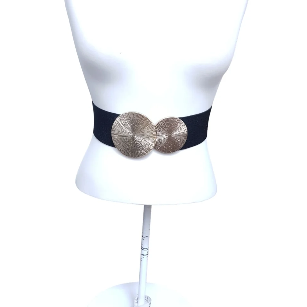 Black & Gold elastic waist belt with round disk buckle - Picture 2 of 5